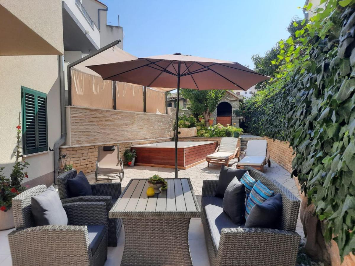 Apartments Vukovic Podstrana Exterior photo