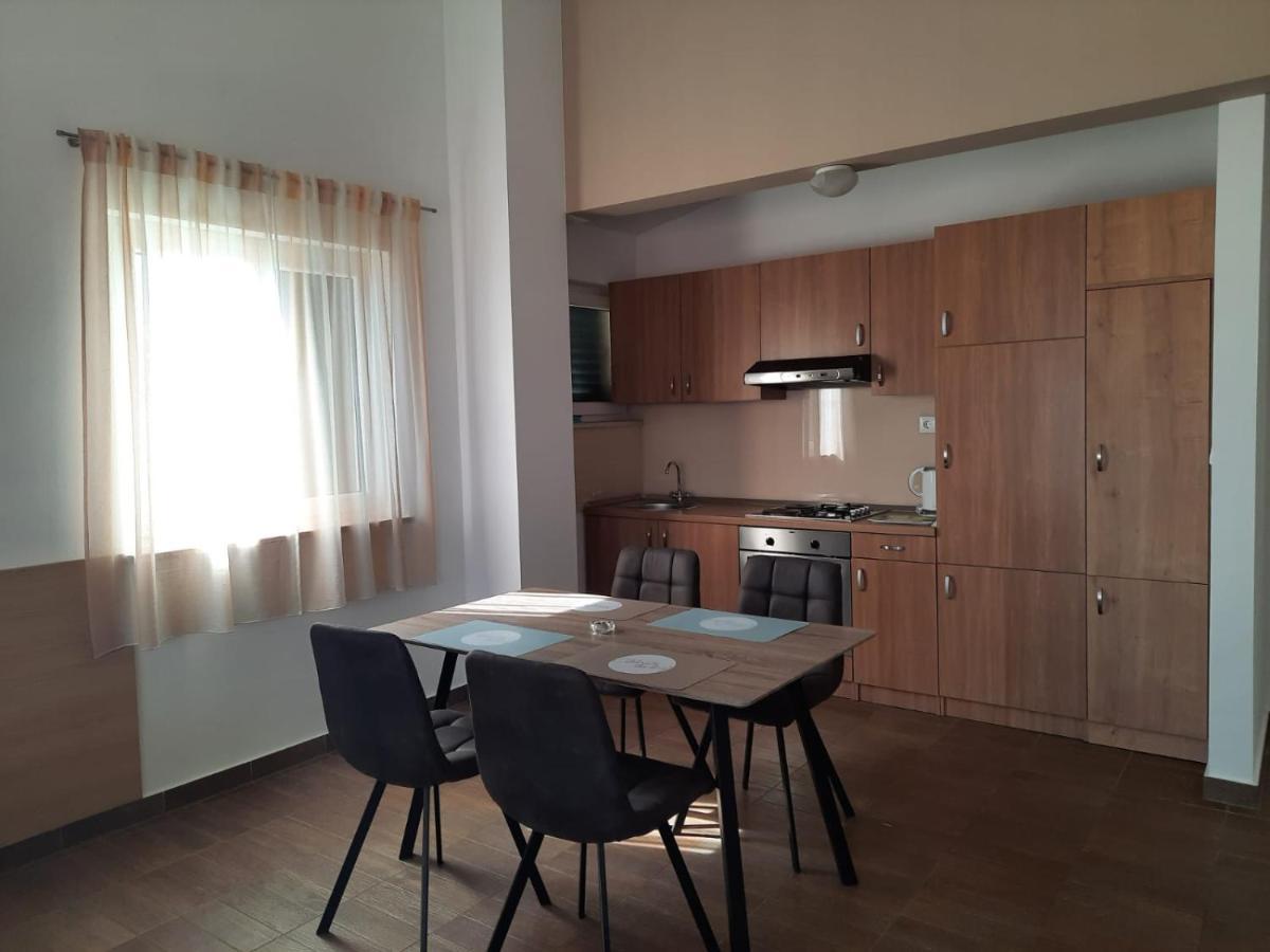Apartments Vukovic Podstrana Exterior photo